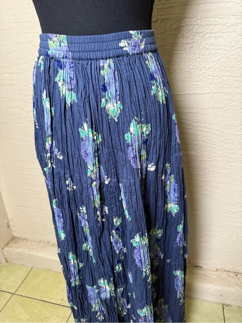 Denim &Co Blue Floral Crinkle Maxi Skirt Cottagecore Boho Prairie Romantic Small
